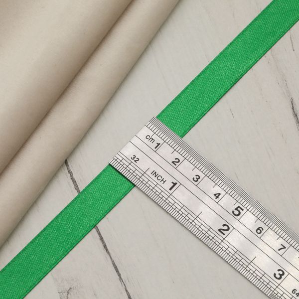 Лента атласная 1-сторонняя 12.0 мм / 22.86±1 метров, 092 зеленый, Globus