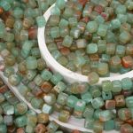 Бусины акрил 6.5х6.6 мм, 500 г, прозрач. в цвете, куб, AD025 нефрит, (7748713)4658 , Astra&Craft