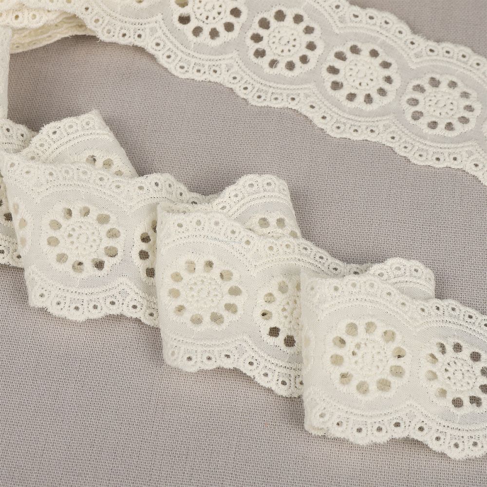 Кружево шитьё хлопок.1137 45 мм, цв.F102 молочный, уп.13.71м, Kruzhevo