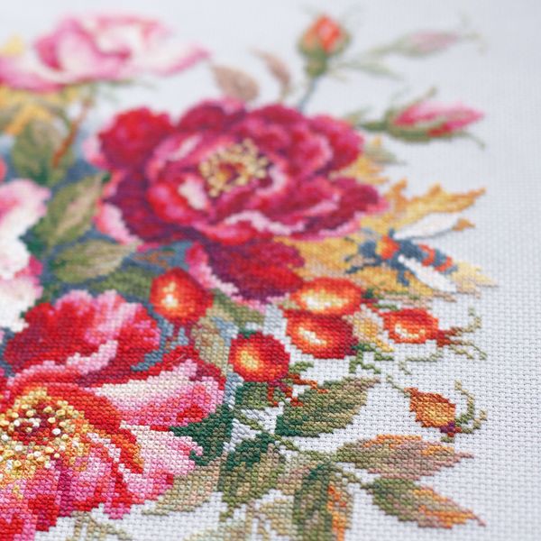 Набор для вышивания нитками Чудесная игла, Магия цветов. Шиповник, 30х30 см