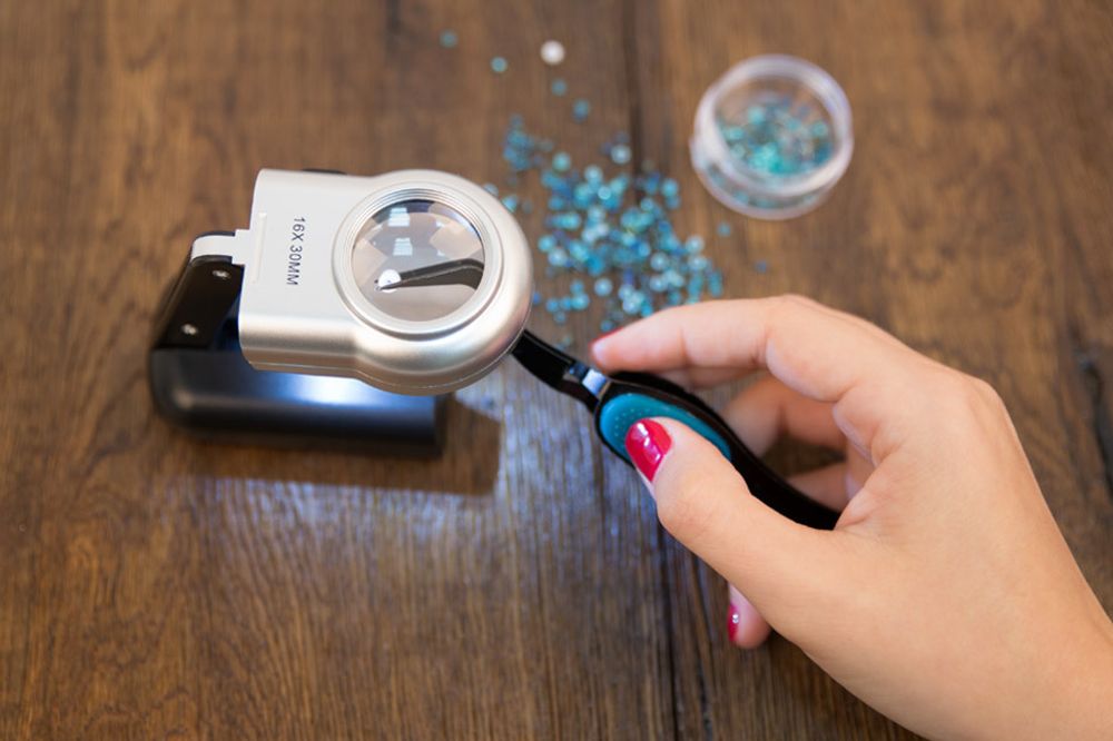 Лупа складная с подсветкой ⌀3 см (ув.х16), Ferstel FR-03