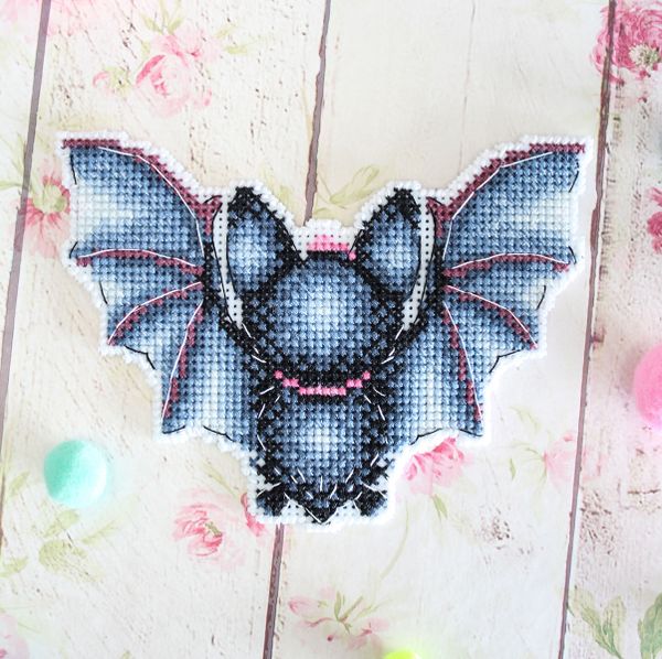 Набор для вышивания нитками МП Студия (Жар-птица), Летучая леди, 9х12 см