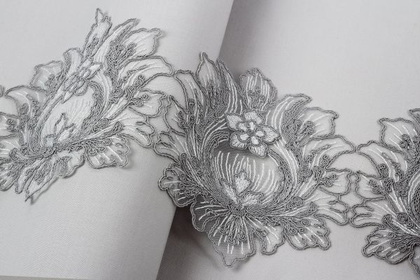 Кружево на сетке широкое 195 мм / 11 м, серый, Gamma GFLM-24130