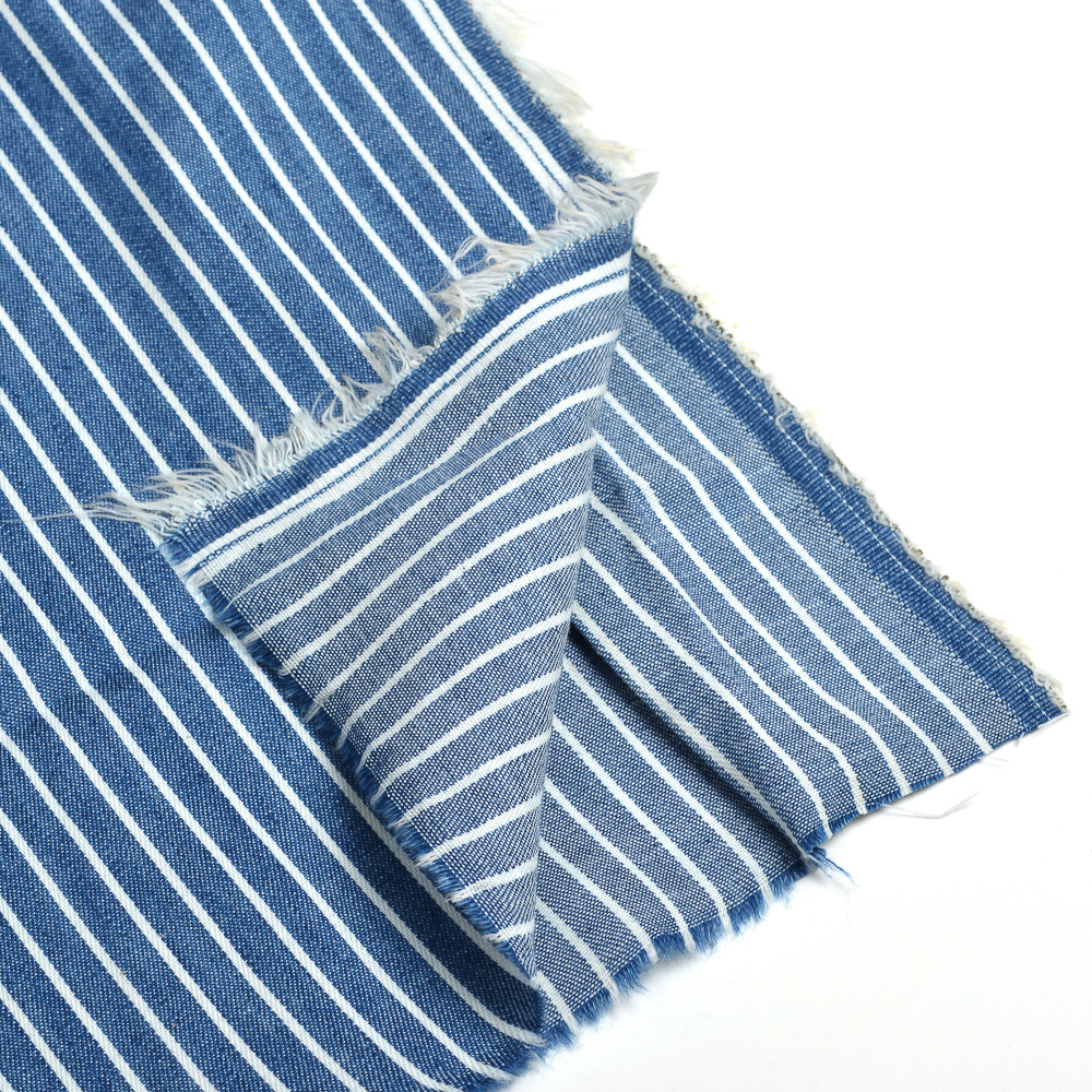 Ткань джинс Полоска 130гр/м² 60% хлопок, 40% п/э 1809-9 цв. 2 т.голубой/белый уп. 50х50 см