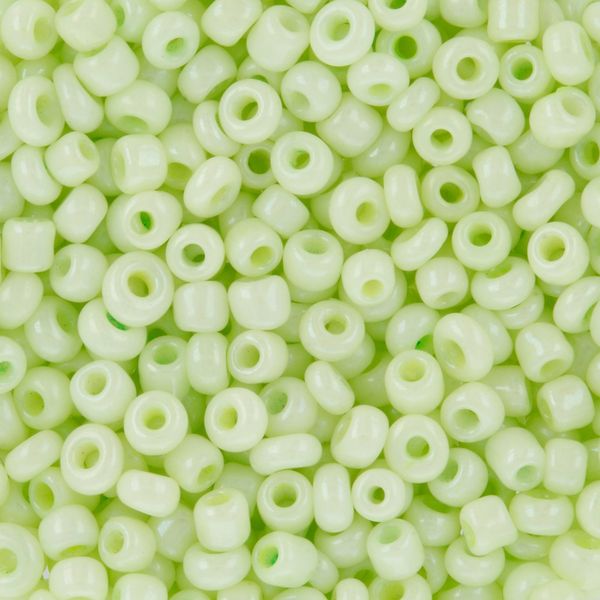 Бисер Zlatka 11/0 (2.1 мм), 100 г (10х10 г), №0971 салатовый, GR