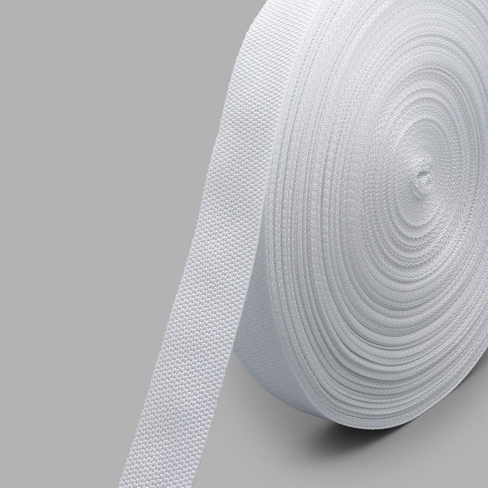 Стропа (ременная лента) 30 мм / 50 метров, толщ. 0.5 мм, [20.5 г/пог.м], 100% п/э, 003 белый