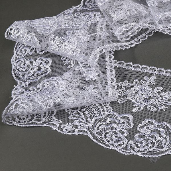 Кружево на сетке широкое 105 мм, цв.12 белый, уп.2,5м, Kruzhevo