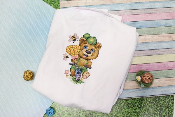 Набор для вышивания нитками МП Студия (Жар-птица), вышивка на одежде Озорной мишка, 18х12 см