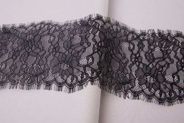 Кружево шантильи (реснички) 150 мм / 5х3 м, черный, Blitz LCE-31SH