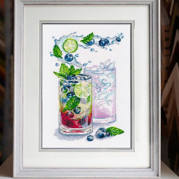 Набор для вышивания нитками Овен 1475, Черничный коктейль 15х24 см