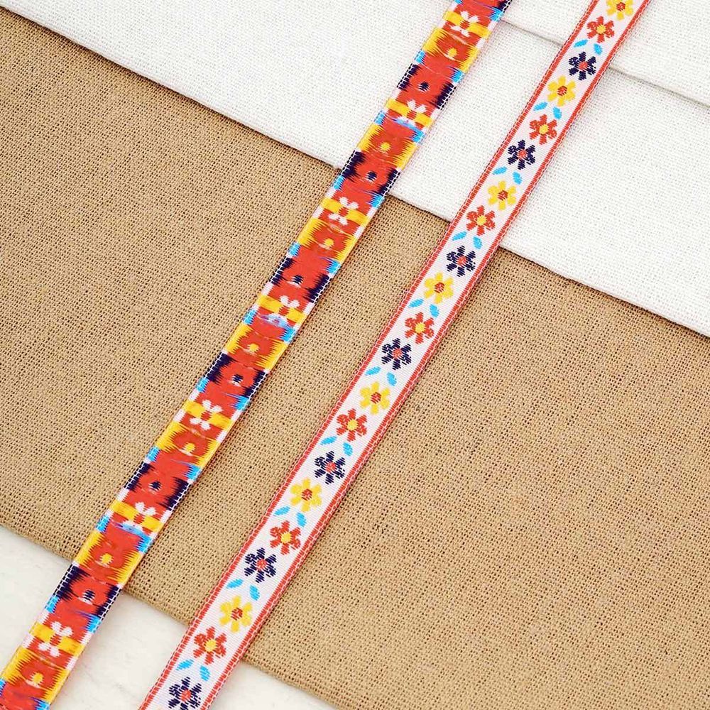 Лента (тесьма) жаккардовая 8.0 мм / 20.12 метра, красный/белый, 1171