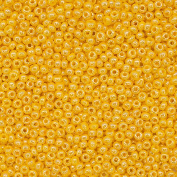 Бисер Preciosa непрозрачный с жемчужным покрытием, 10/0 (88130), круг. отв., 500 г