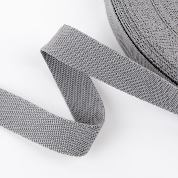 Стропа (ременная лента) 25 мм / 50 метров, толщ. 1.08 мм, [10 г/пог.м], 100% п/п, 310 св.серый, Gamma G-25 ЦВ