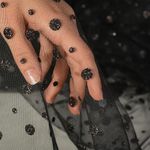 Фатин в горошек (флок) 150 см / 15-28 метров, 1712, цв.черный