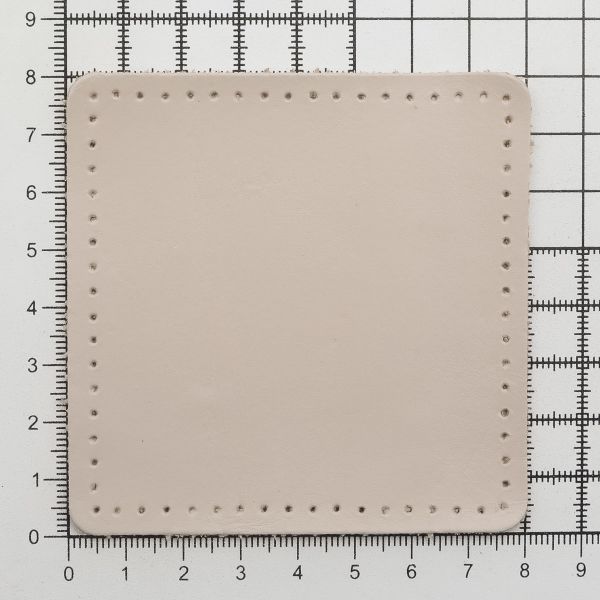 Заплатки пришивные из кожи, квадрат 8см с перфорацией, 2 шт, 100% кожа, 06 бежевый, 9122