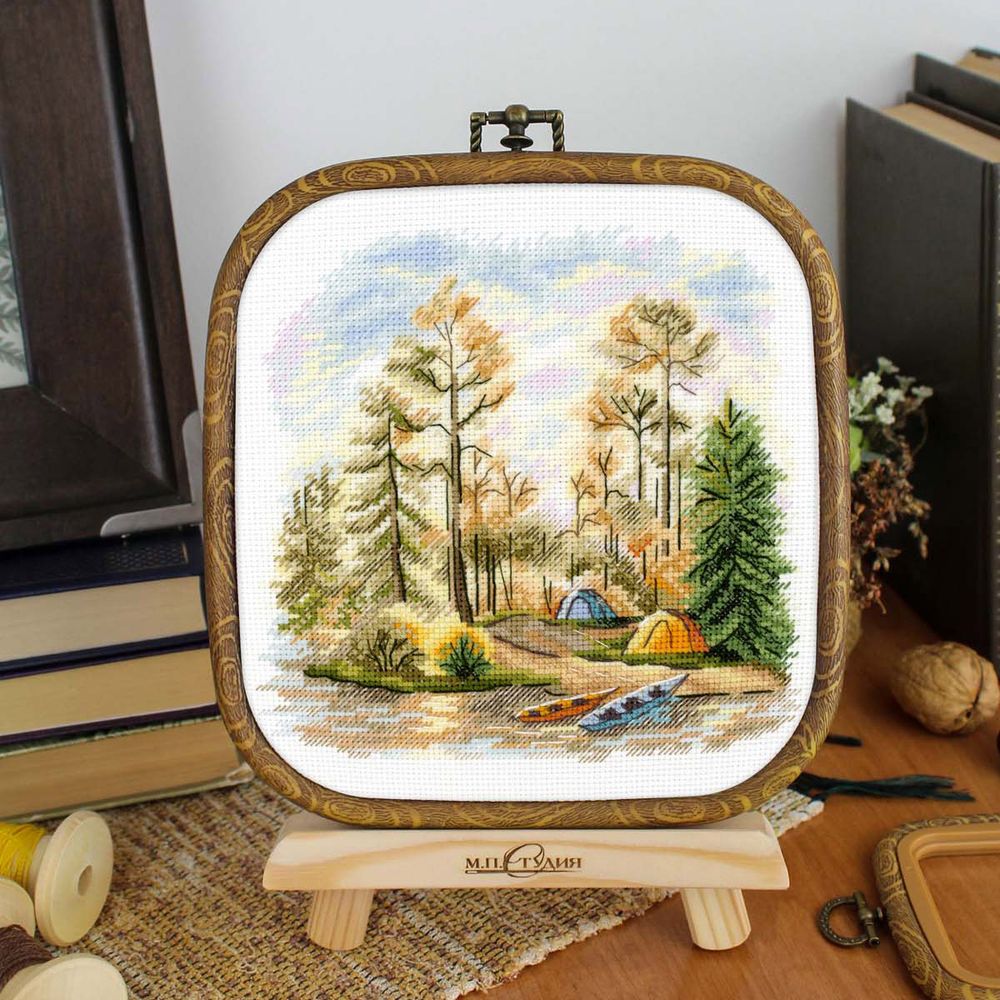 Набор для вышивания нитками МП Студия, В сосновом лесу 15х16см