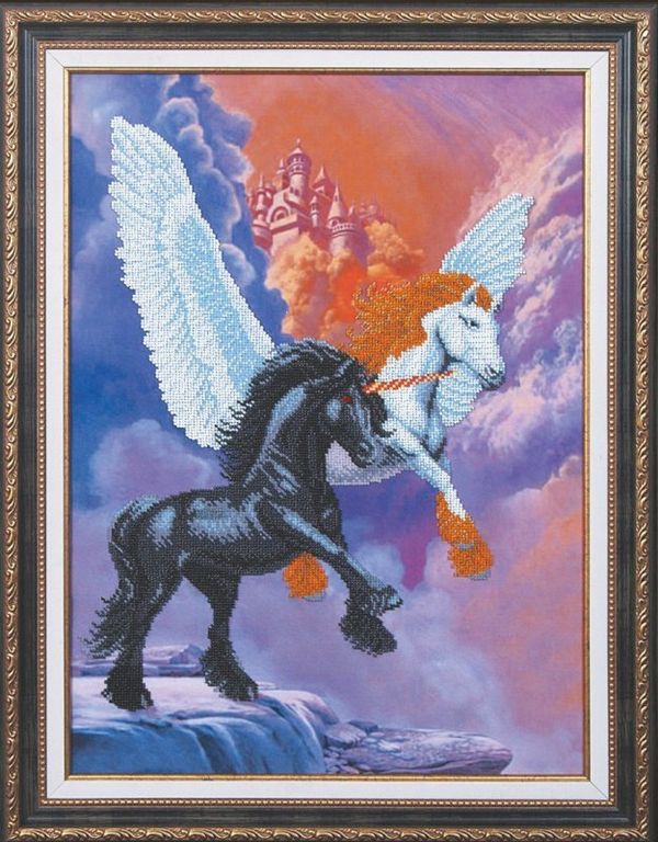 Набор для вышивания бисером Магия канвы, Замок в облаках 48х35 см