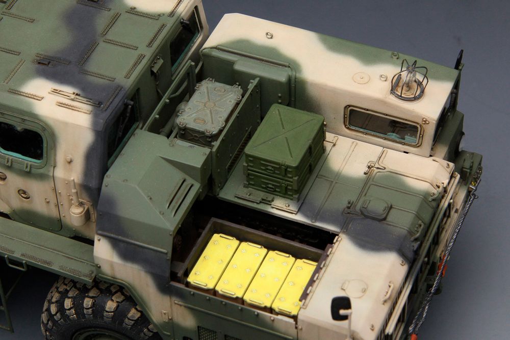 Модель сборная: система залпового огня, 9А52-2 СМЕРЧ 1/35, Meng SS-009