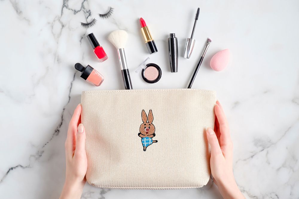 Набор для вышивания бисером Klart CMF-10-049, Брошь. Пятачок, 4.5х8 см