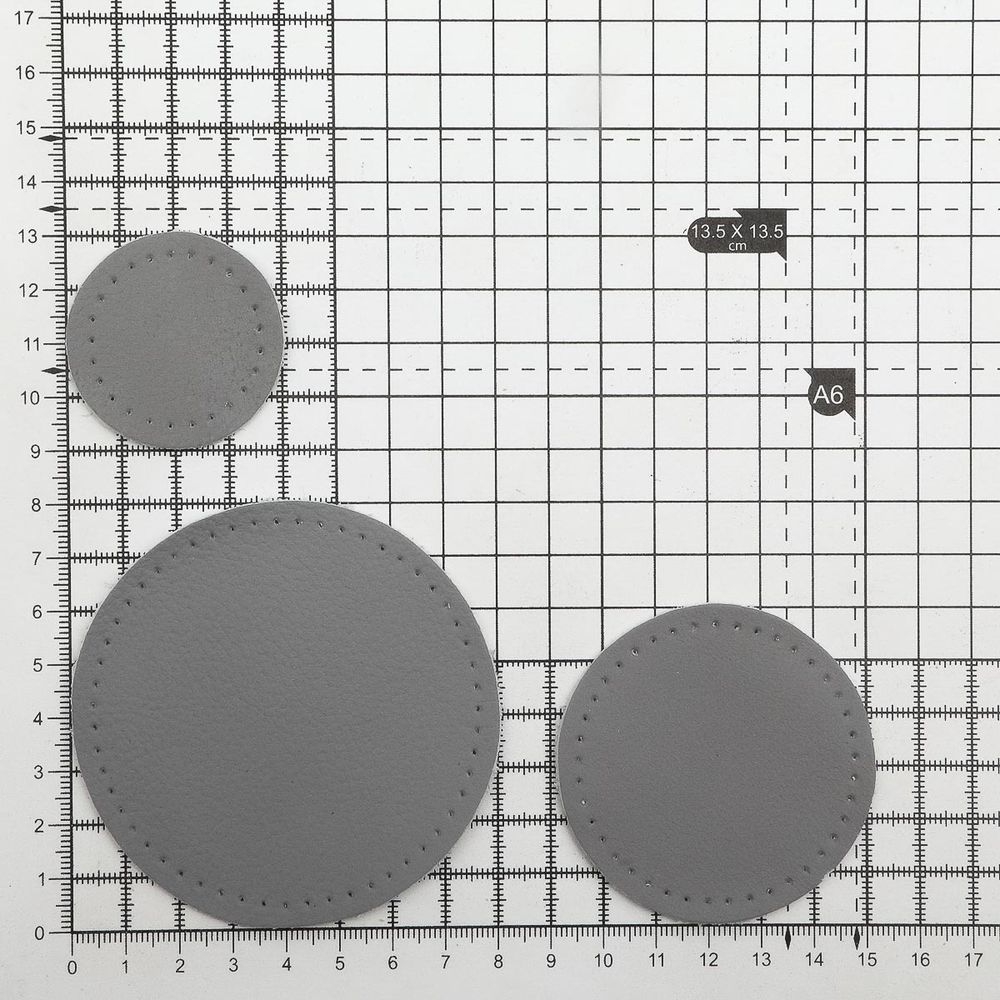 Набор заплаток пришивных из кожи, круг ⌀4см, 6см и 8см, с перфорацией, 3 шт, 100% кожа (07 серый), 9401