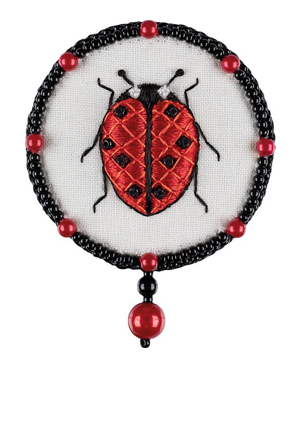 Набор для вышивания Klart 10-520, Брошь. Божья коровка, 5х6.5 см
