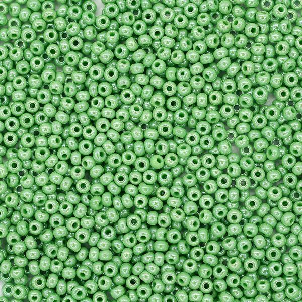 Бисер Preciosa непрозрачный с жемчужным покрытием 10/0 (58210), круг. отв., 500гр