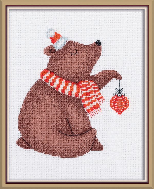 Набор для вышивания нитками Klart 8-585, Новогодний мишка, 15х13.5 см