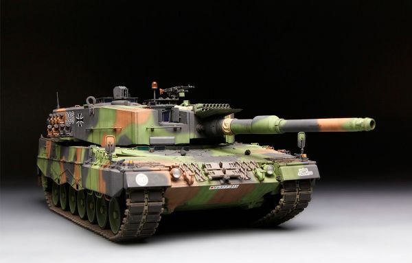 Модель сборная: танк, LEOPARD 2 A4 1/35, Meng TS-016