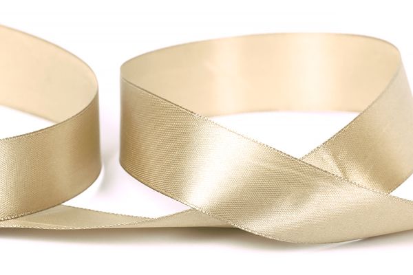 Лента атласная 1-сторонняя 25.0 мм / 33±2 метра, 118 св.бежевый, Gamma