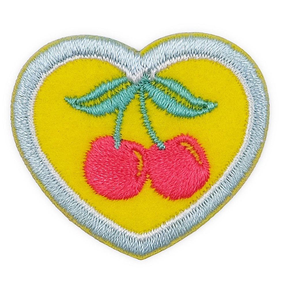 Термоаппликация Сердце с вишней, 4х3.5см, Hobby&Pro