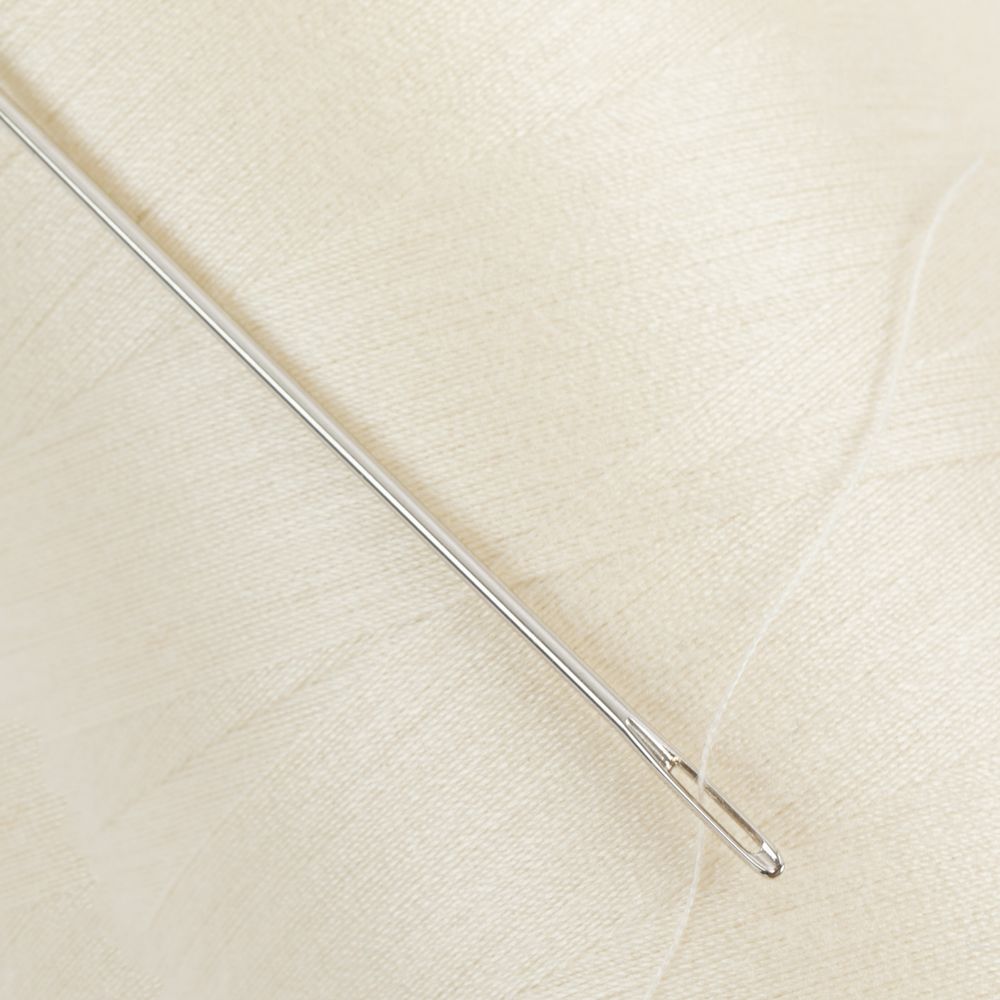 Нитки универсальные Gamma 50/2, 4570 м (5000 ярд) / 1 кат., 126 кремовый