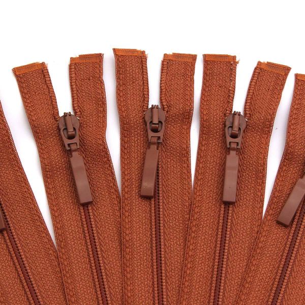 Молния спираль (витая) Arta Т5 (5 мм) 1 зам., разъем., 80 см, цв. 856 св.коричневый, уп.5 шт