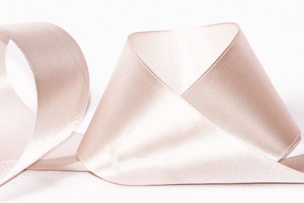 Лента атласная 1-сторонняя 50.0 мм / 33±2 метра, 141 бежевый, Gamma