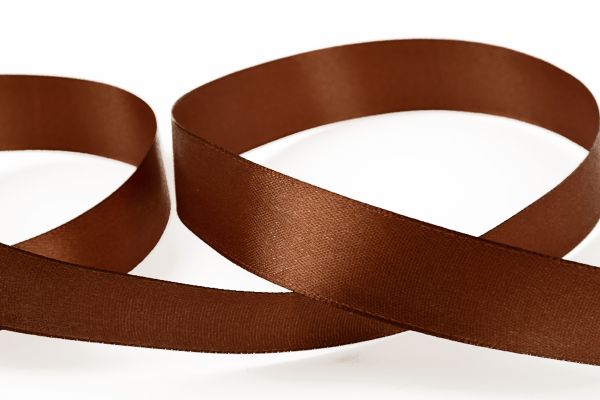 Лента атласная 1-сторонняя 20.0 мм / 33±2 метра, 100 т.коричневый, Blitz