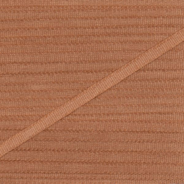 Лента (тесьма) шелковая 2.0 мм / 45.5±0.5 метров, №042 бежевый, Gamma SR-2