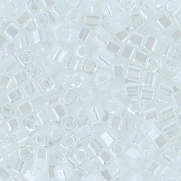 Бисер Toho Cube 2 (1.5 мм), 500 г, 0121 белоснежный/перламутр