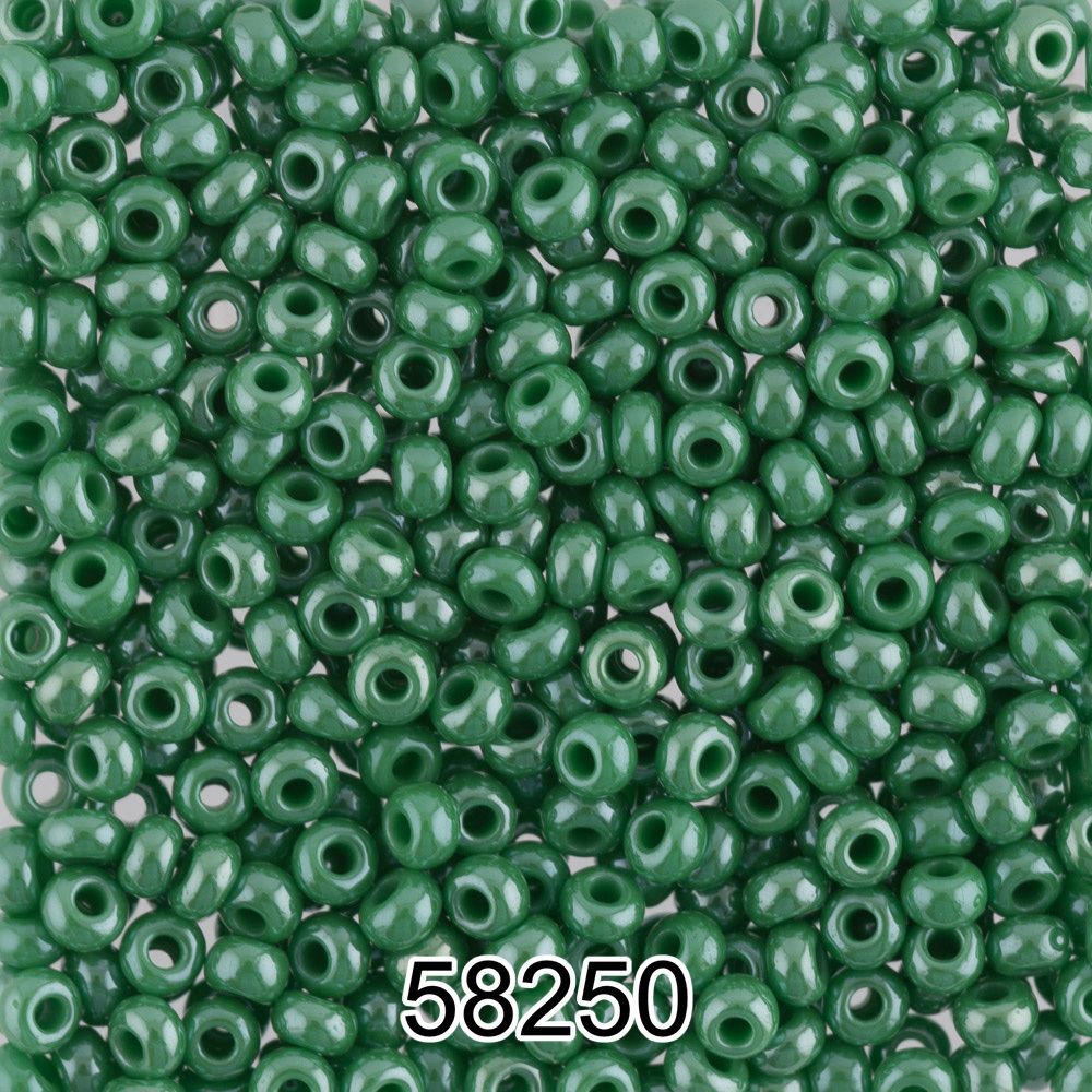 Бисер Preciosa круглый 10/0, 2.3 мм, 500 г, 58250 (Ф075) зеленый