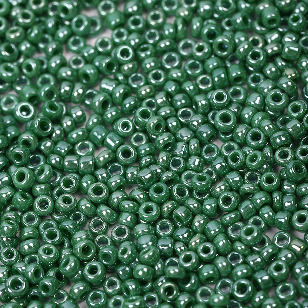 Бисер Magic4Hobby 12/0 (2 мм), 450 г, цв. 127, арт. OL.10/0