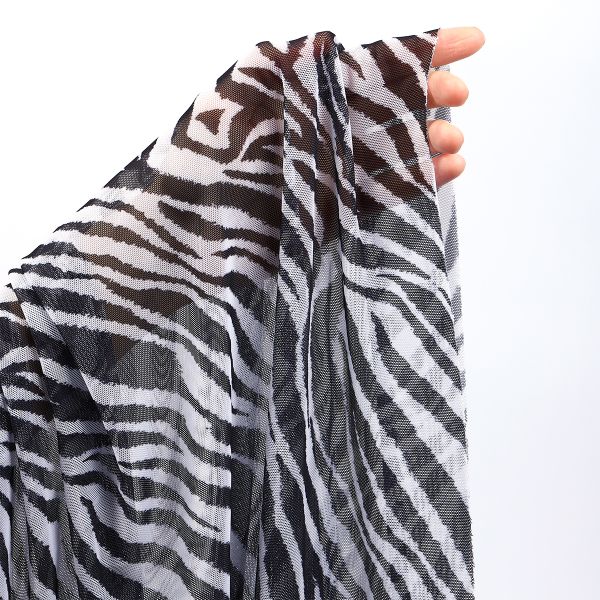 Сетка бельевая эластичная 100 г/м², шир.160 см / 50 метров, принт Зебра SZ025816, цв.белый+черный /SZ025816.15/