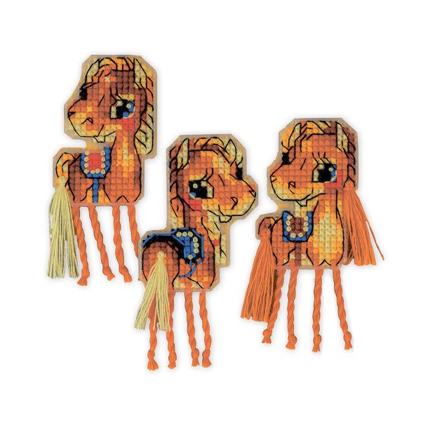 Набор для вышивания нитками Риолис, Магниты Лошадки 5х10см