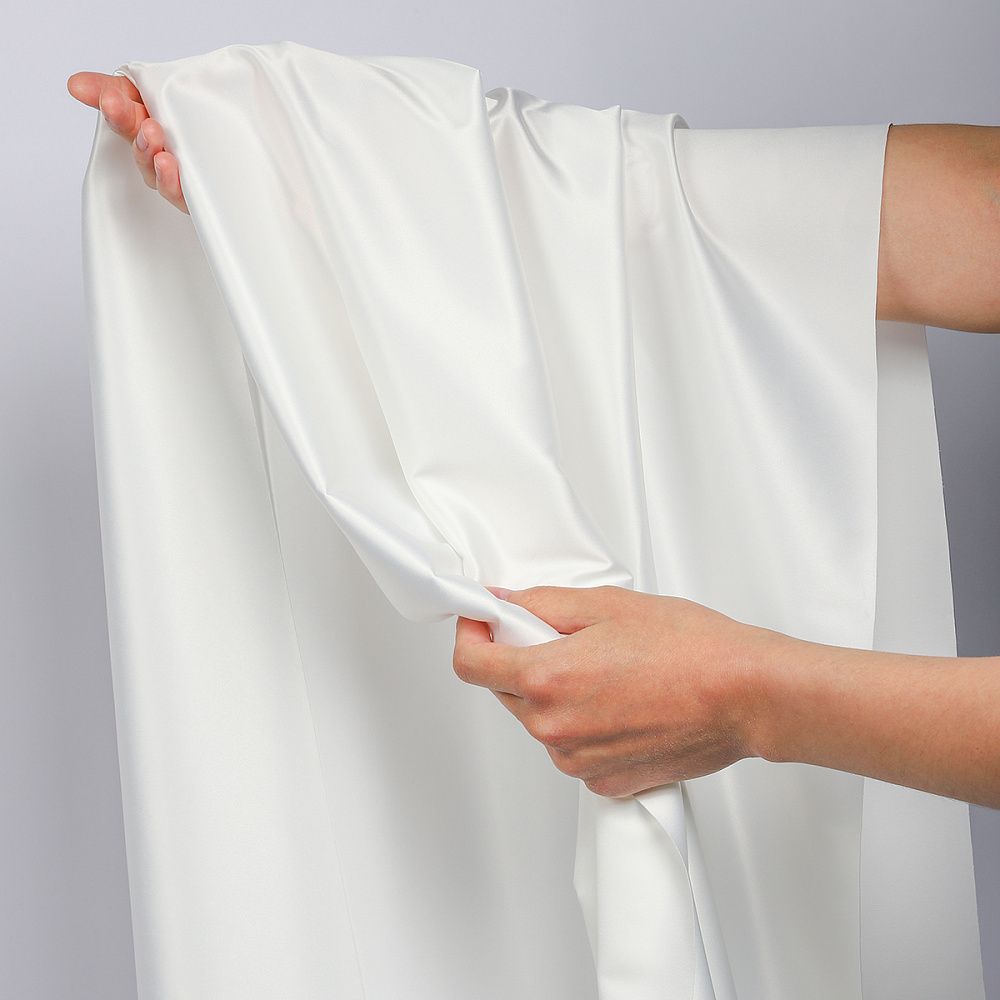 Атлас стрейч для нижнего белья 107 г/м², 125 см / 25 метров, 0180 цв.белый