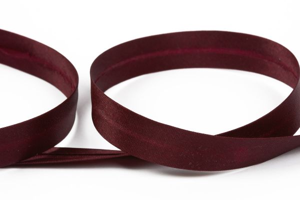 Косая бейка атласная 15 мм / 132±1 метра, 034 т.лиловый, Gamma GK-15P