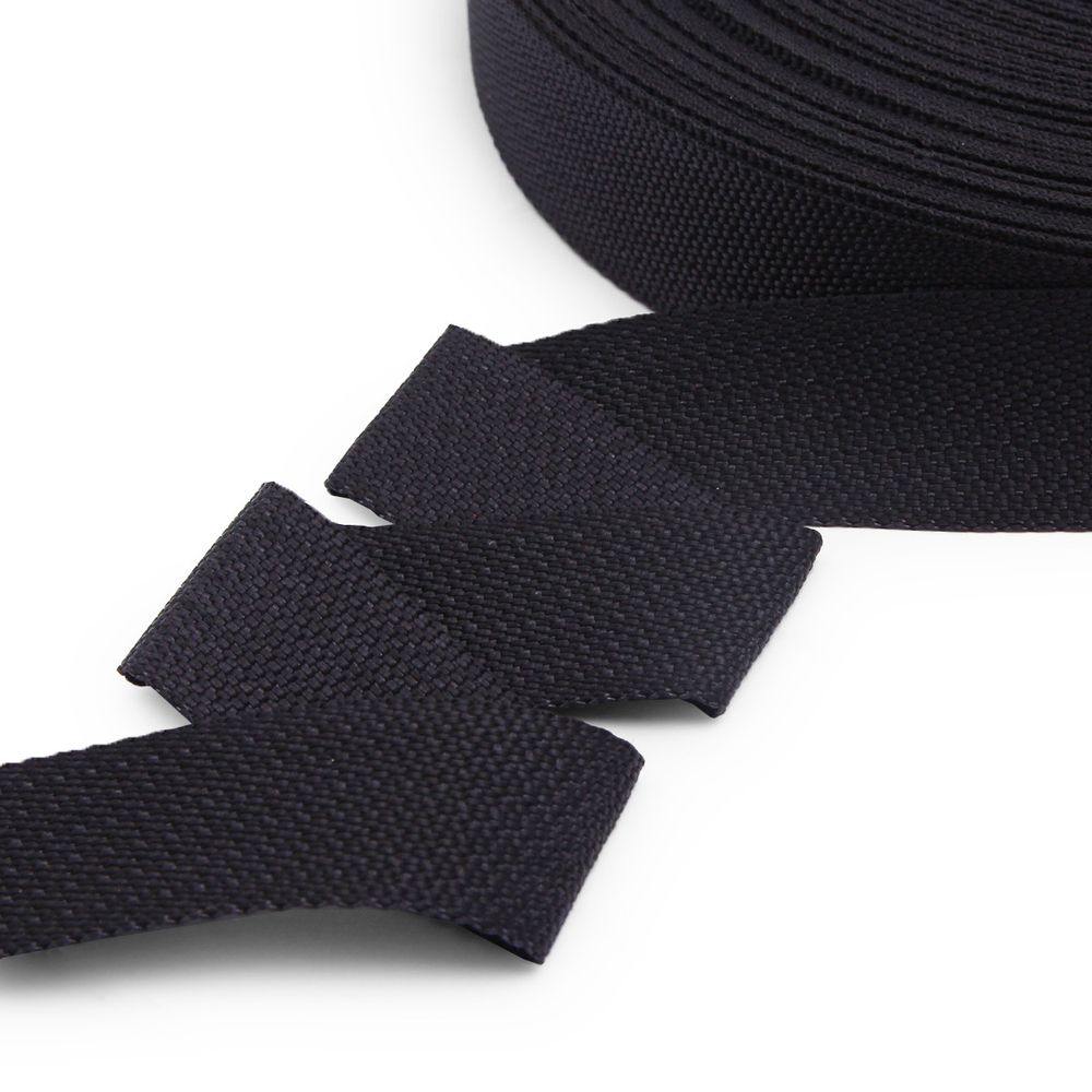 Стропа (ременная лента) 30 мм / 50 метров, толщ. 0.5 мм, [20.5 г/пог.м], 100% п/э, 005 черный