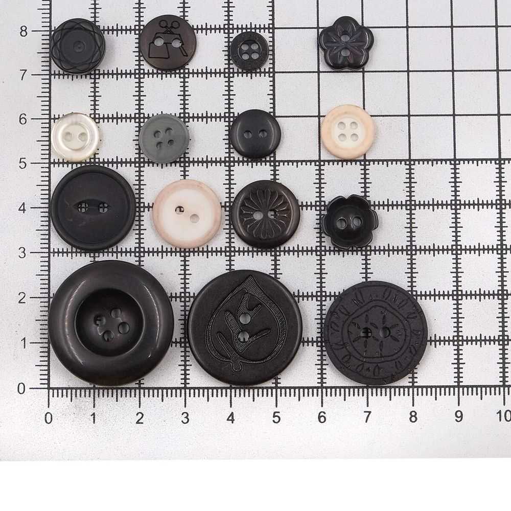 Украшения декоративные пуговицы ассорти Цветовая гамма (CB), 100г (CB113, Черно-белый)