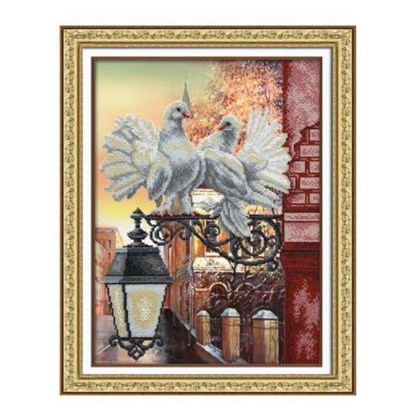 Набор для вышивания бисером Паутинка, Голубки, 28х38 см
