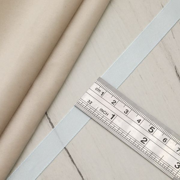 Лента атласная 1-сторонняя 12.0 мм / 22.86±1 метров, 134 св.голубой, Globus