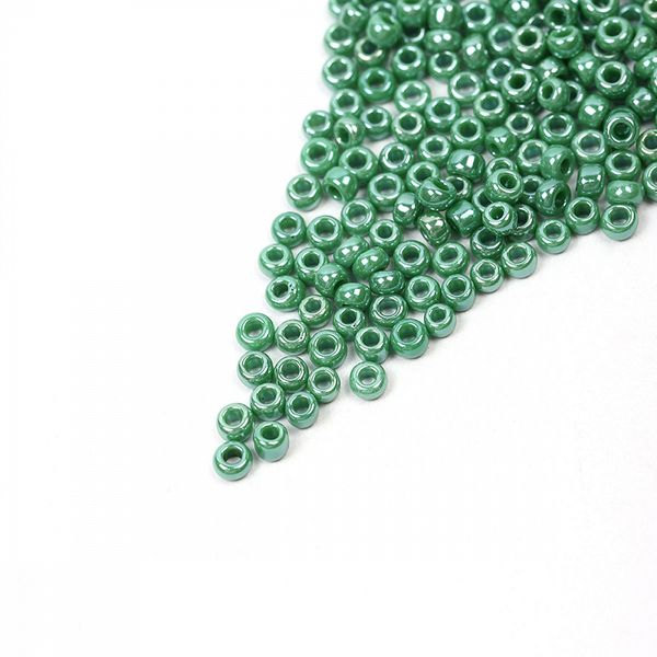 Бисер Magic4Hobby 12/0 (2 мм), 450 г, цв. 127, арт. OL.10/0