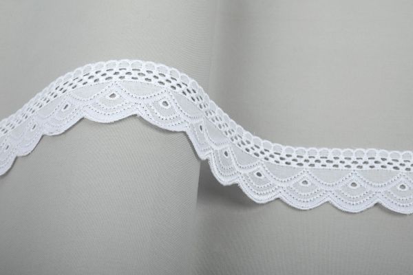 Кружево шитьё 42 мм / 10 м, белый, Gamma GYEM-4202