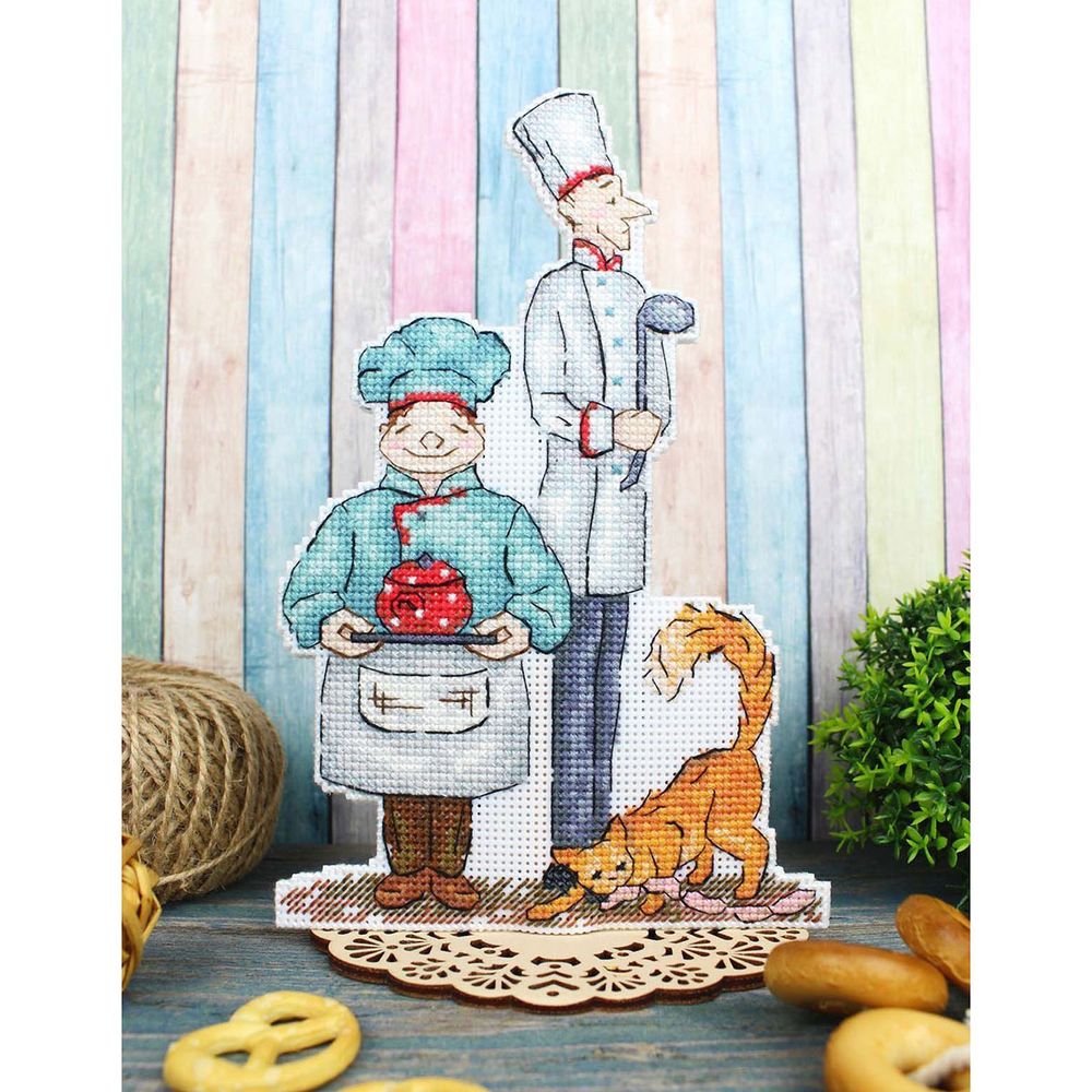 Набор для вышивания нитками МП Студия, на пластиковой канве Повара 20х13см