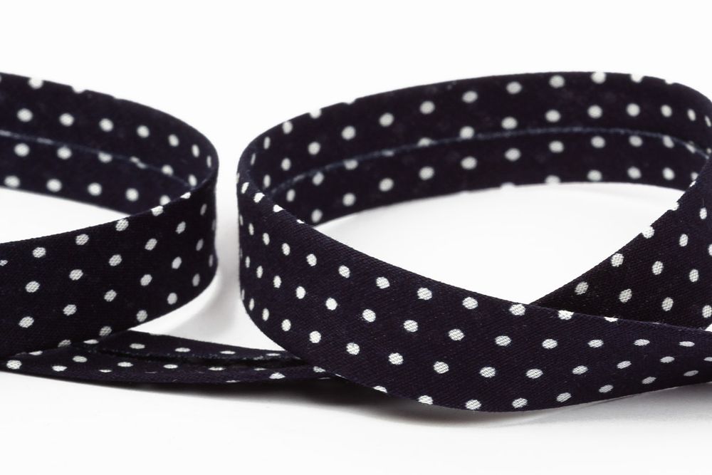 Косая бейка хлопковая 15 мм / 22.8 метров, 026 белый горох, Gamma GBF-15